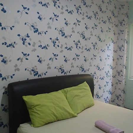 Budget Guest House Tunas Mandiri Jaya Malang Exterior foto