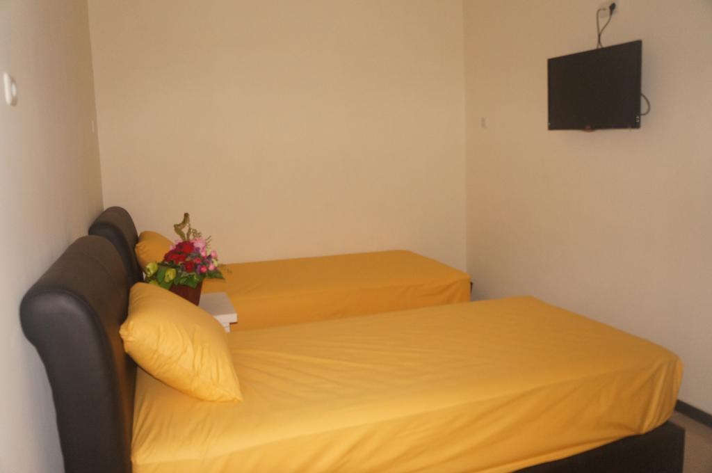 Budget Guest House Tunas Mandiri Jaya Malang Habitación foto