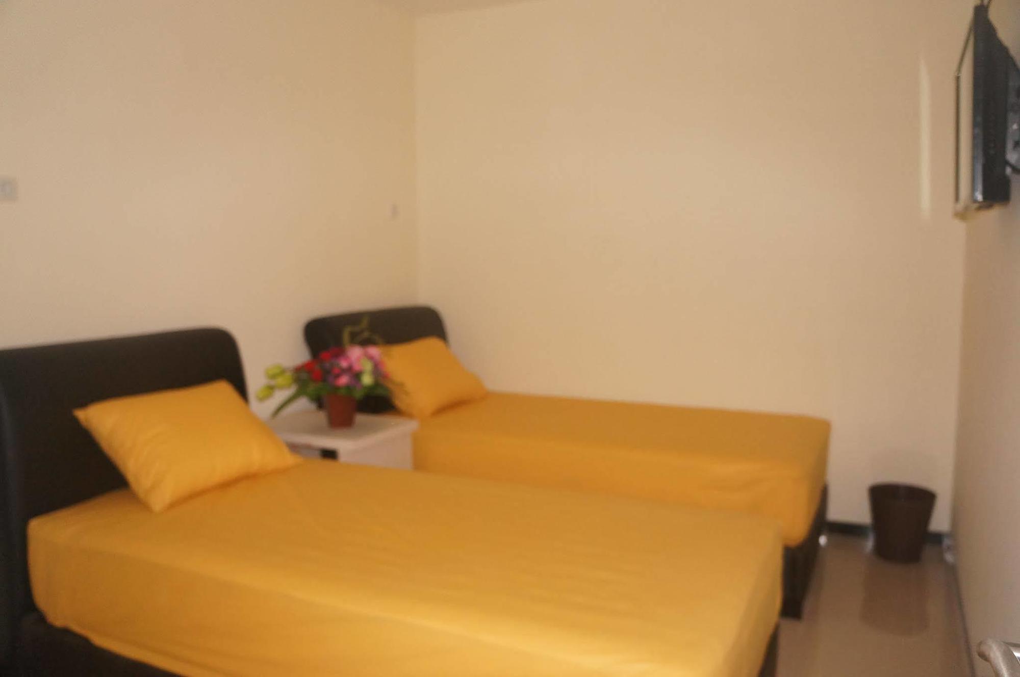 Budget Guest House Tunas Mandiri Jaya Malang Exterior foto